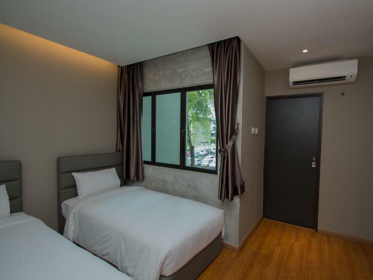 Insta Hotel Johor Bahru Exterior foto